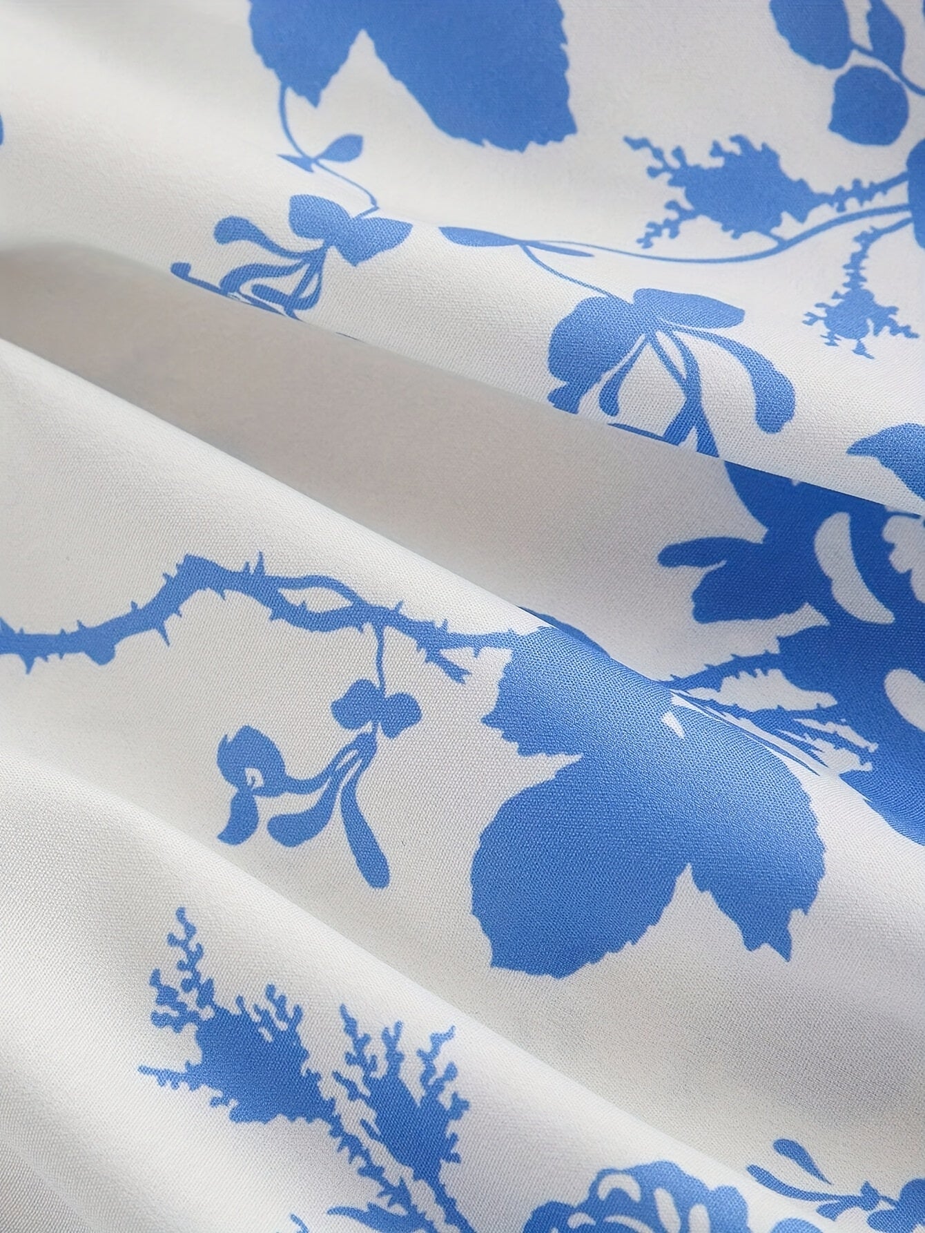 Elegant Floral Print Square Neck Dress for Women - Sleeveless A-Line Midi with Lace-Up Detail, Spring\u002FSummer\u002FFall Fashion, White with Blue Floral Patterns, Floral Dress