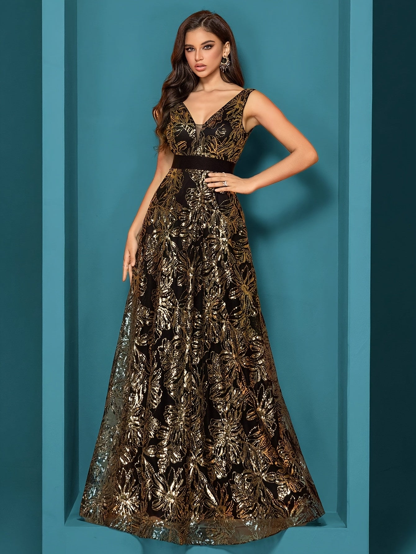 Elegant V-Neck Sequin Embroidered Sleeveless Maxi Dress for Women - Flowing Floor-Length Evening Gown with Lace Detailing, Perfect for Parties, Proms, and Formal Events
