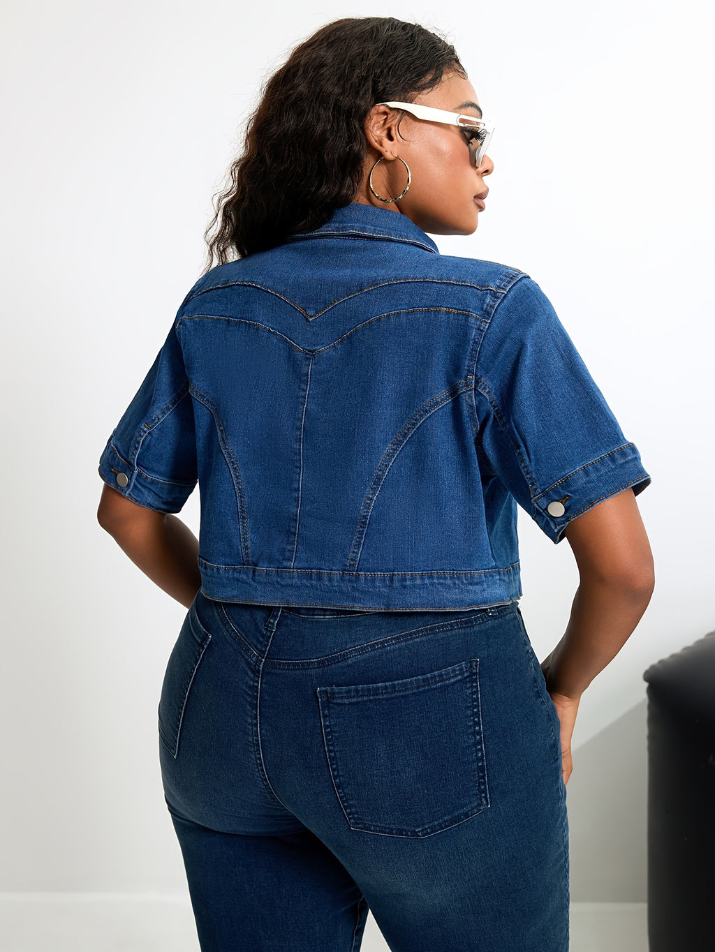 Plus Size Women'S Stretch Denim Short Sleeve Vest - Elegant V-Neck Button-Up Jacket with Pockets, Medium Stretch Fabric, Perfect for Spring\u002FSummer Casual Wear, Jean Jacke