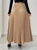 Women's Elegant Pleated Skirt - Dark Green Metallic Chain Belted Waist, Puffed Short Skirt with Vertical Pleats, Machine Washable 3-Season Spring Summer Fall Versatile Office to Party Wear, Cute Skirts