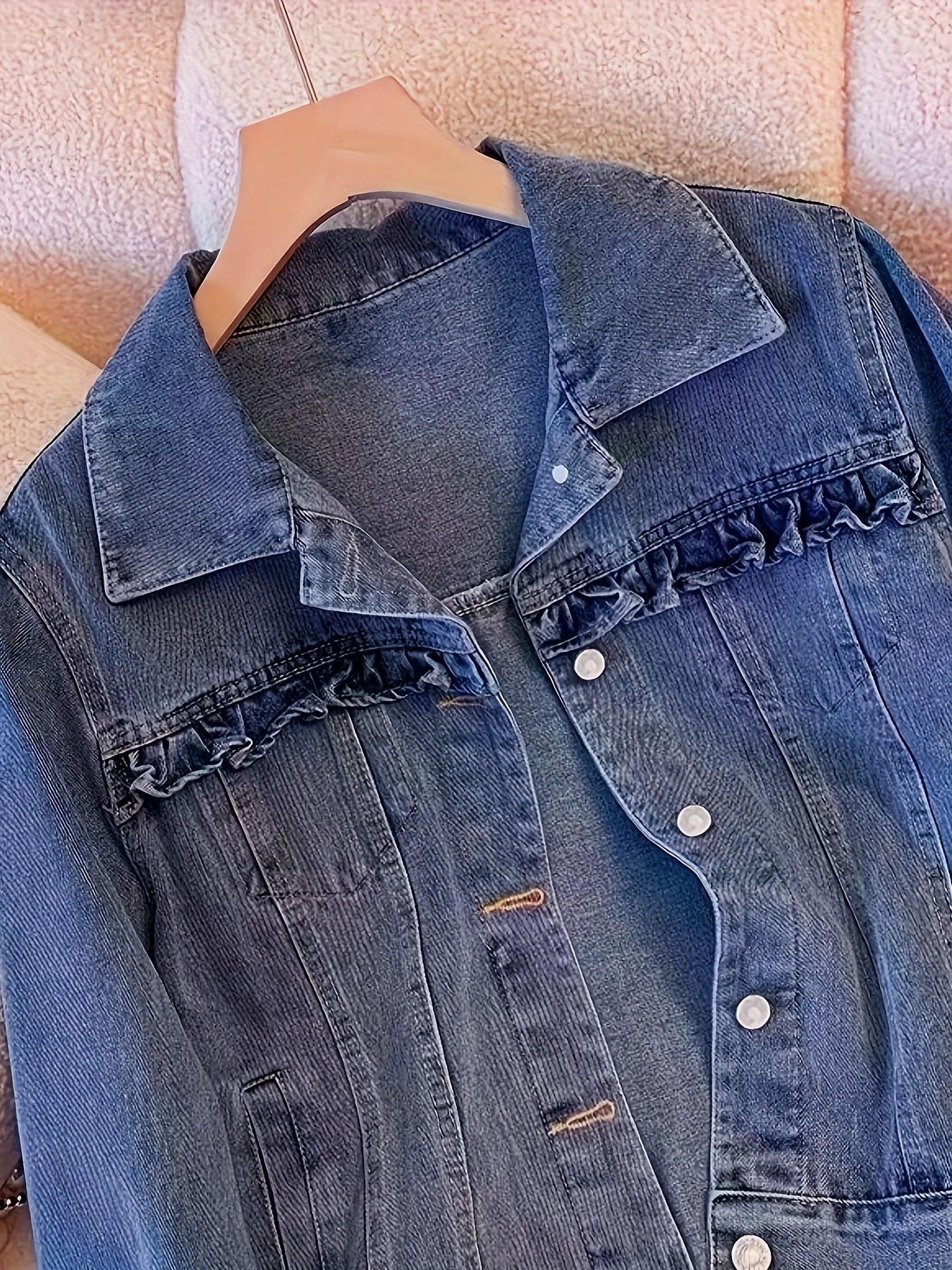 Little Fragrant Wind Denim Jacket for Women, New Spring and Autumn Design Loose Short Style Jacket, Fashionable Top for Petite, Trendy and Versatile Stylish Female Denim Jackets & Coats