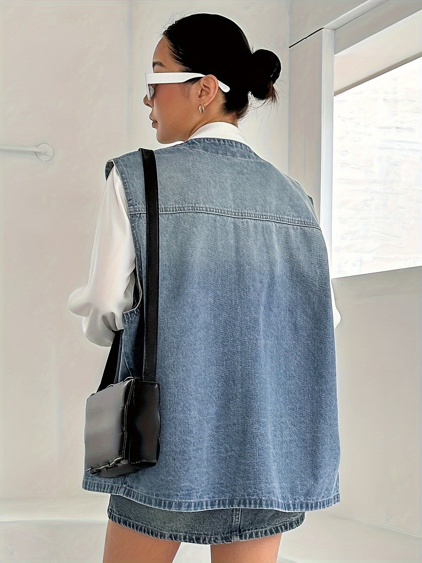 Women's Vintage Washed Blue Denim Vest - Loose Fit Button-Up Sleeveless Jacket with Flap Pockets, Retro Style, Machine Washable