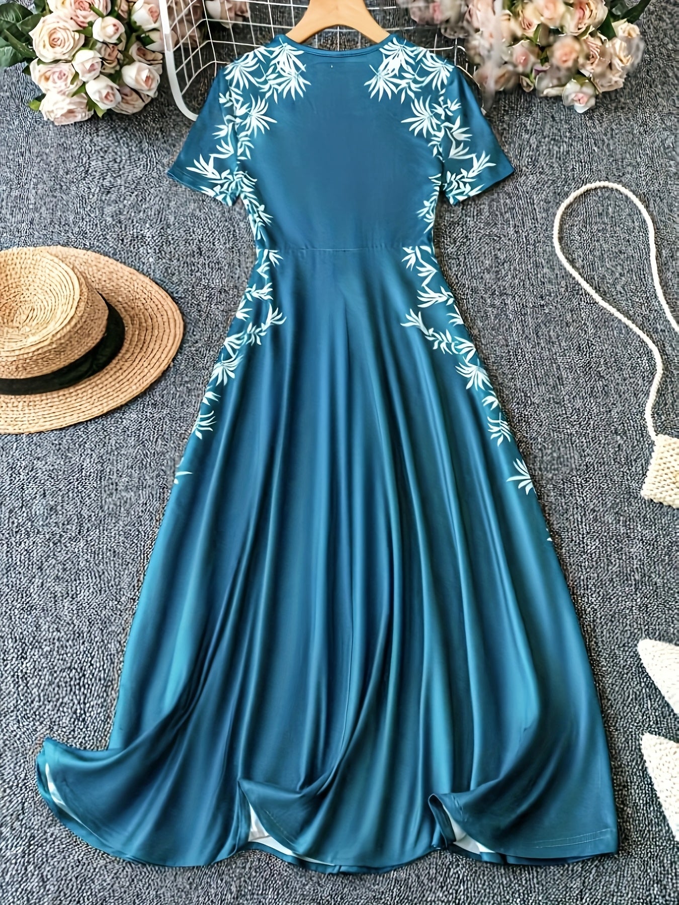 Elegant Printed Polyester Crew Neck Fitted Dress for Adult - Spring\u002FSummer\u002FFall Collection