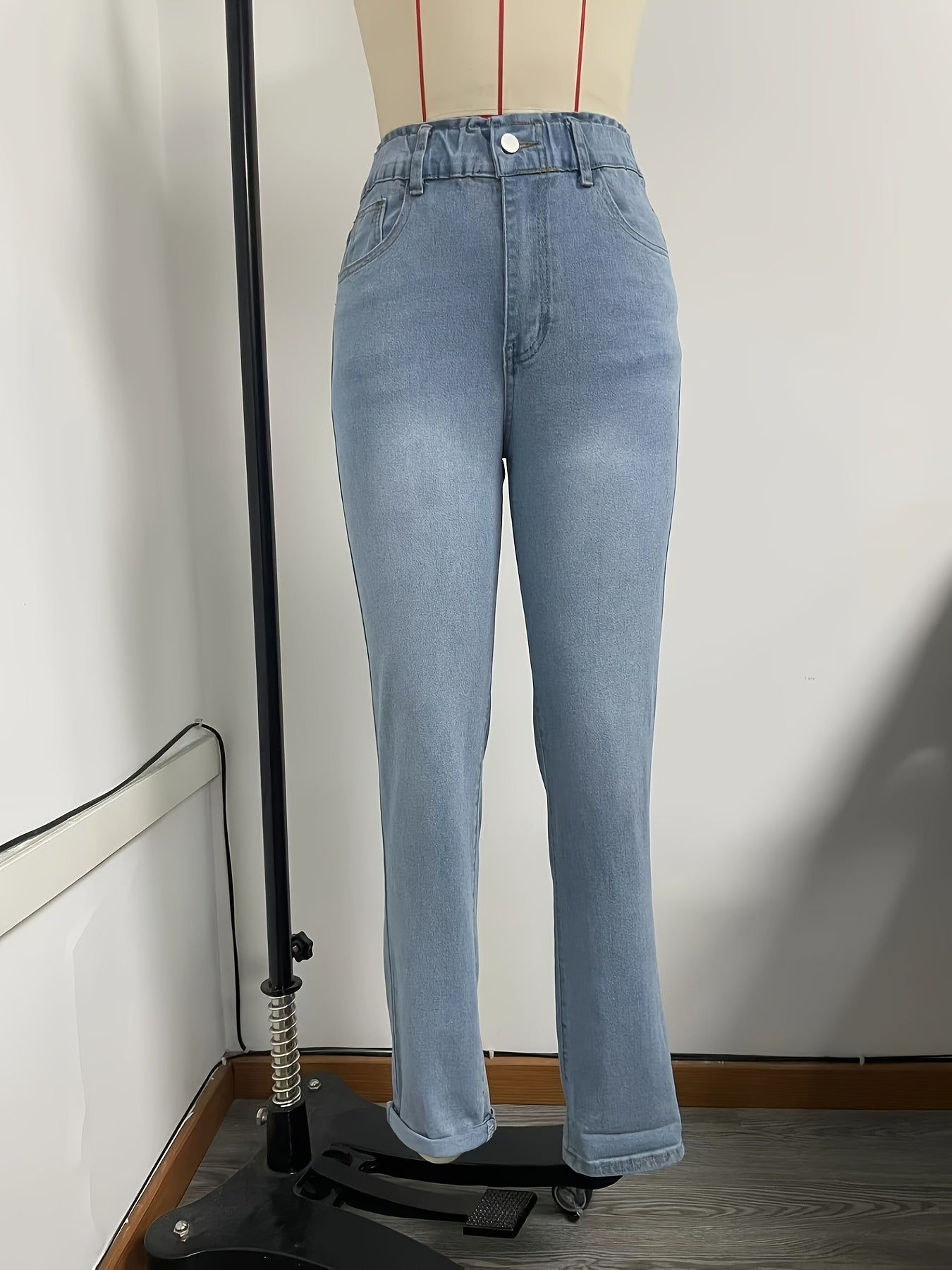 Women's Slim-Fit Stretch Denim Jeans - High-Rise, Comfortable, Machine Washable, Casual Light Blue Jeans with Pockets, All-Season Wear, Comfortable Fashion | Highrise Denim | Durable Fabric