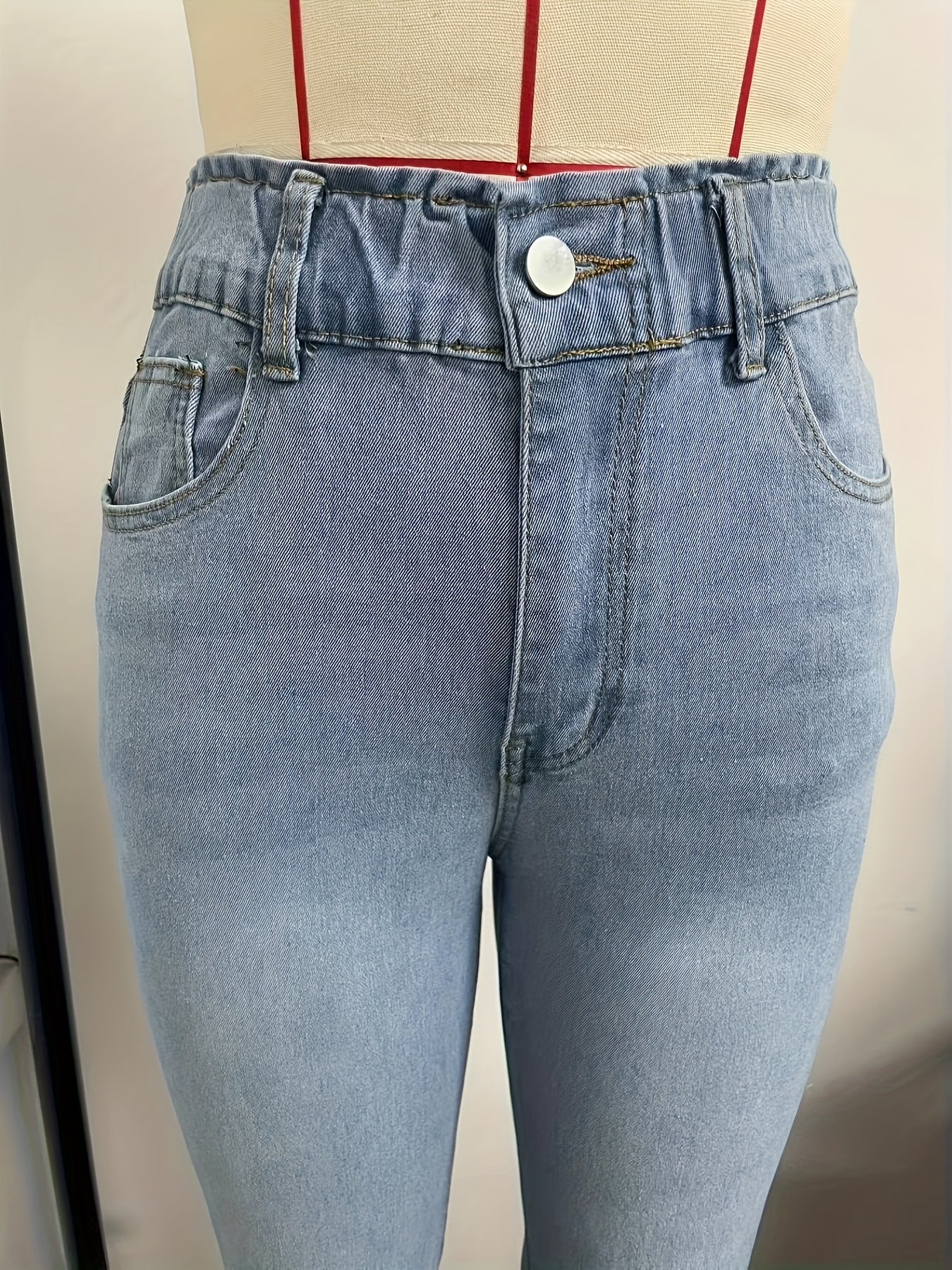 Women's Slim-Fit Stretch Denim Jeans - High-Rise, Comfortable, Machine Washable, Casual Light Blue Jeans with Pockets, All-Season Wear, Comfortable Fashion | Highrise Denim | Durable Fabric