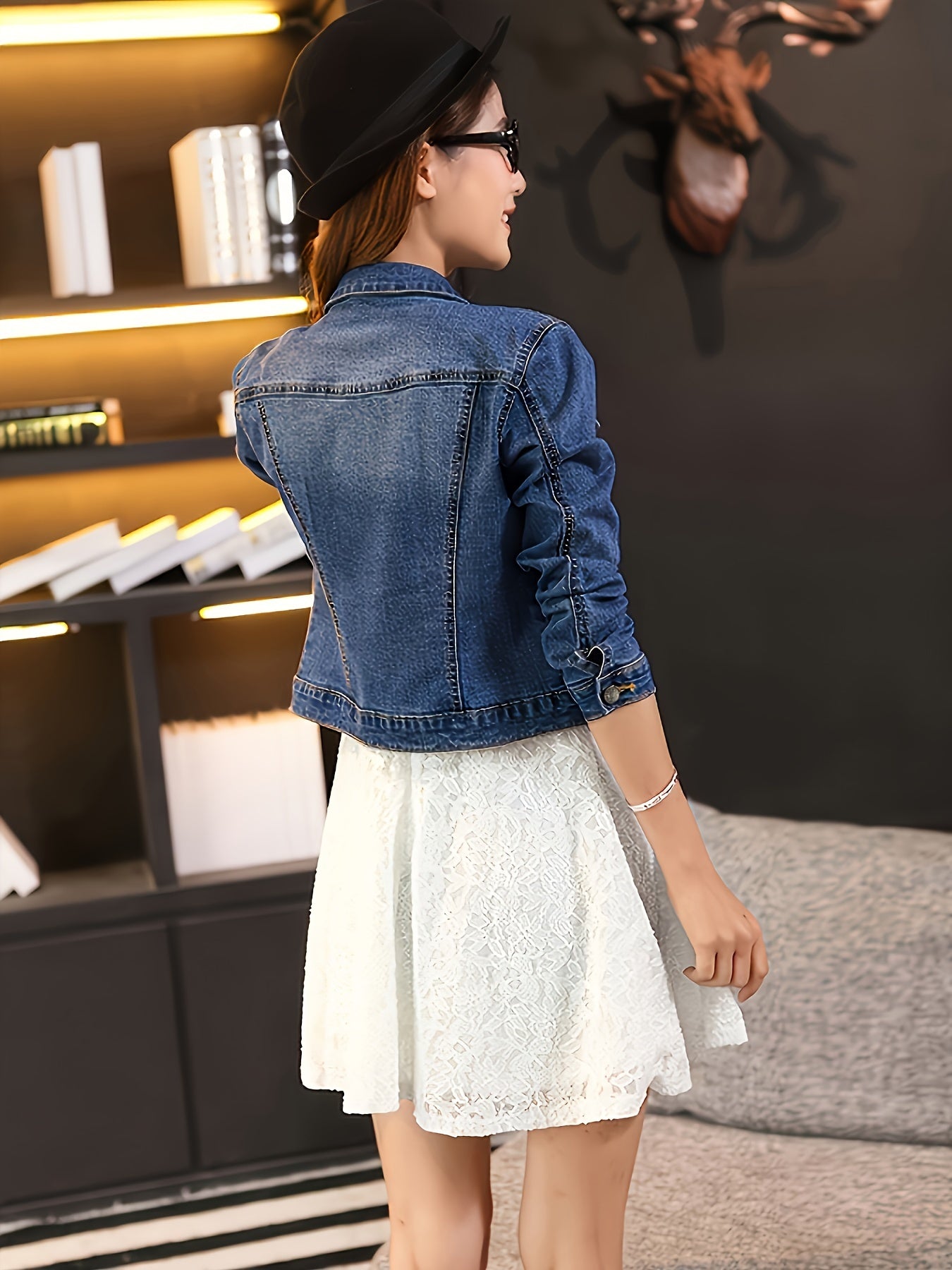 Women'S Casual Denim Jacket - Short, Fitted, Fall & Spring Style, Button-Up with Long Sleeves, Casual Attire|Fitted Jacket|Stylish Denim Jacket